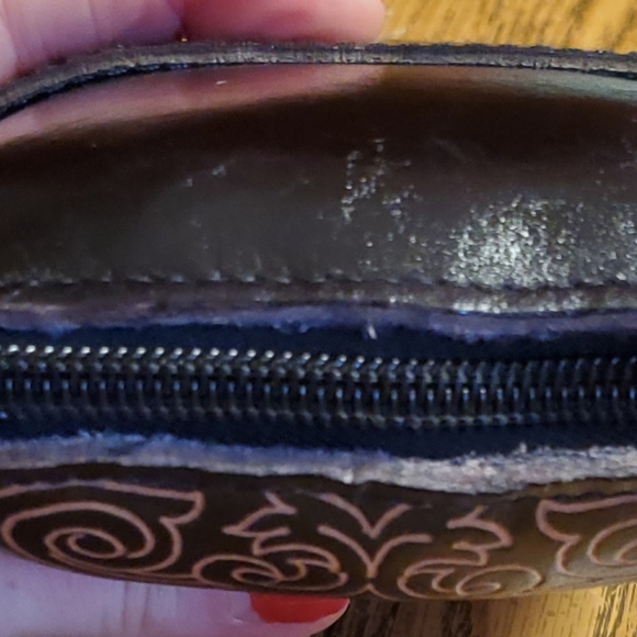 Handmade Leather Tree of Life Purse - Picture 4 of 5